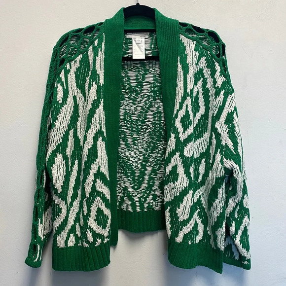 Anthropologie Green & White Openwork Geometric Cardigan - Picture 2 of 6